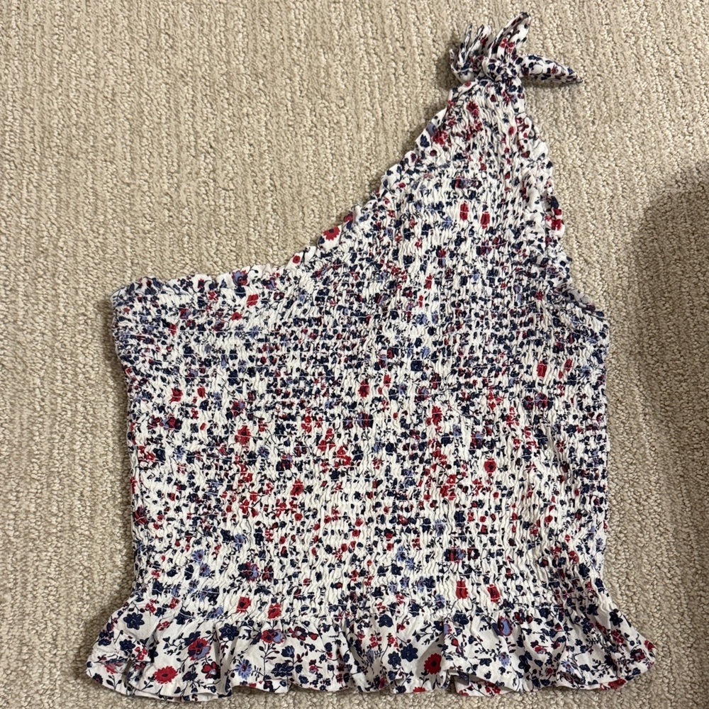 Floral One-Shoulder Top

Red, white, and blue

Size small

Worn twice